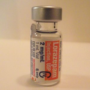 Glasampuller med Lorazepam Ativan injektionsvätska 2mg/ml för medicinsk användning i Sverige.
