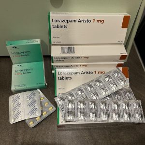 Vita Lorazepam Ativan 2mg tabletter i originalförpackning för säker leverans i Sverige.