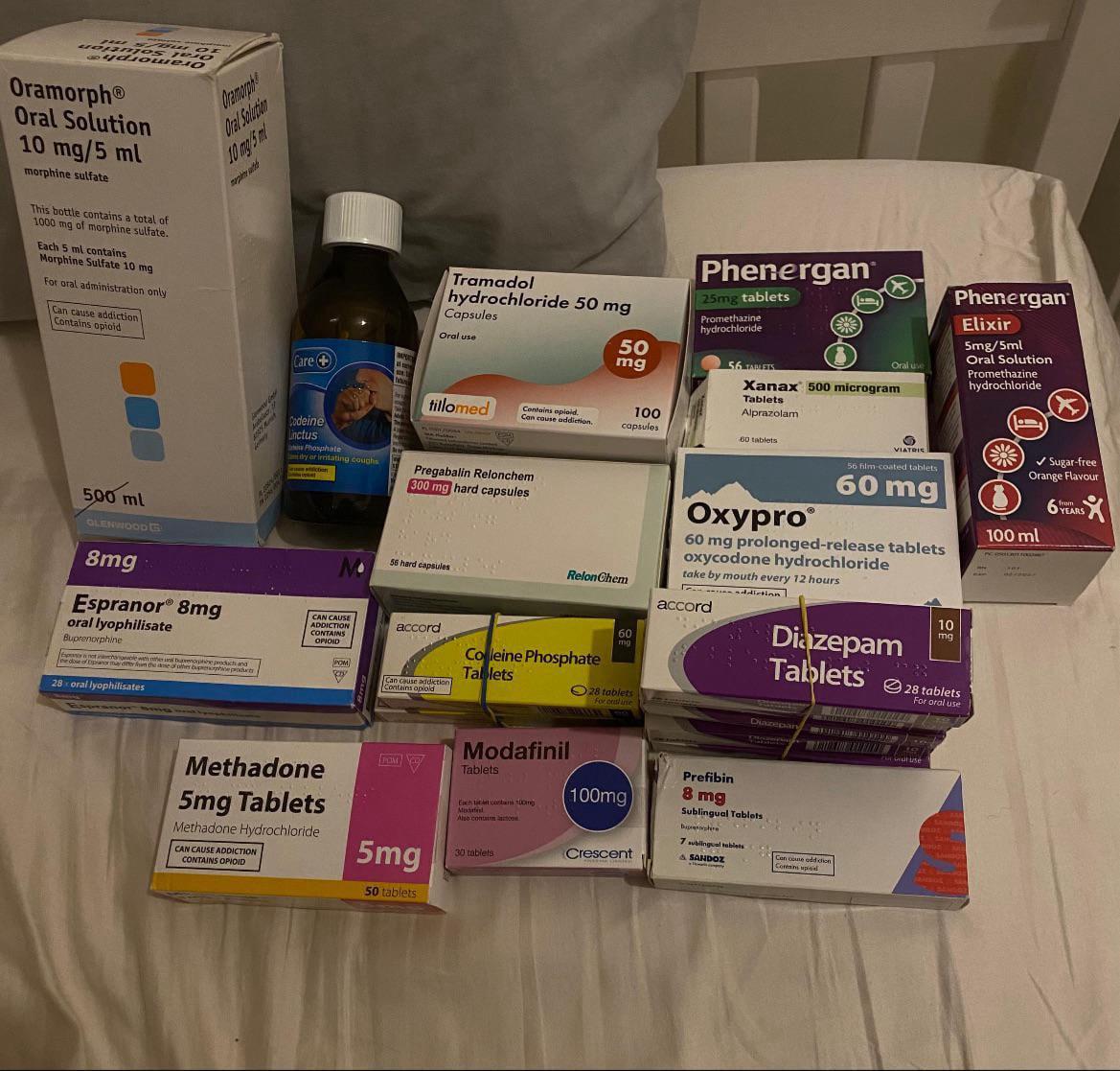 metadonhydroklorid-online-sverige Vita Metadonhydroklorid tabletter i originalförpackning för säker och diskret leverans i Sverige.