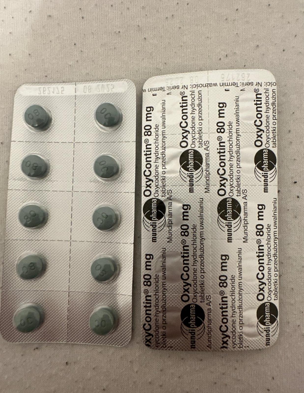 oxycontin-oxykodon-online-sverige OxyContin Oxykodon depottabletter i originalförpackning för säker och diskret leverans i Sverige.