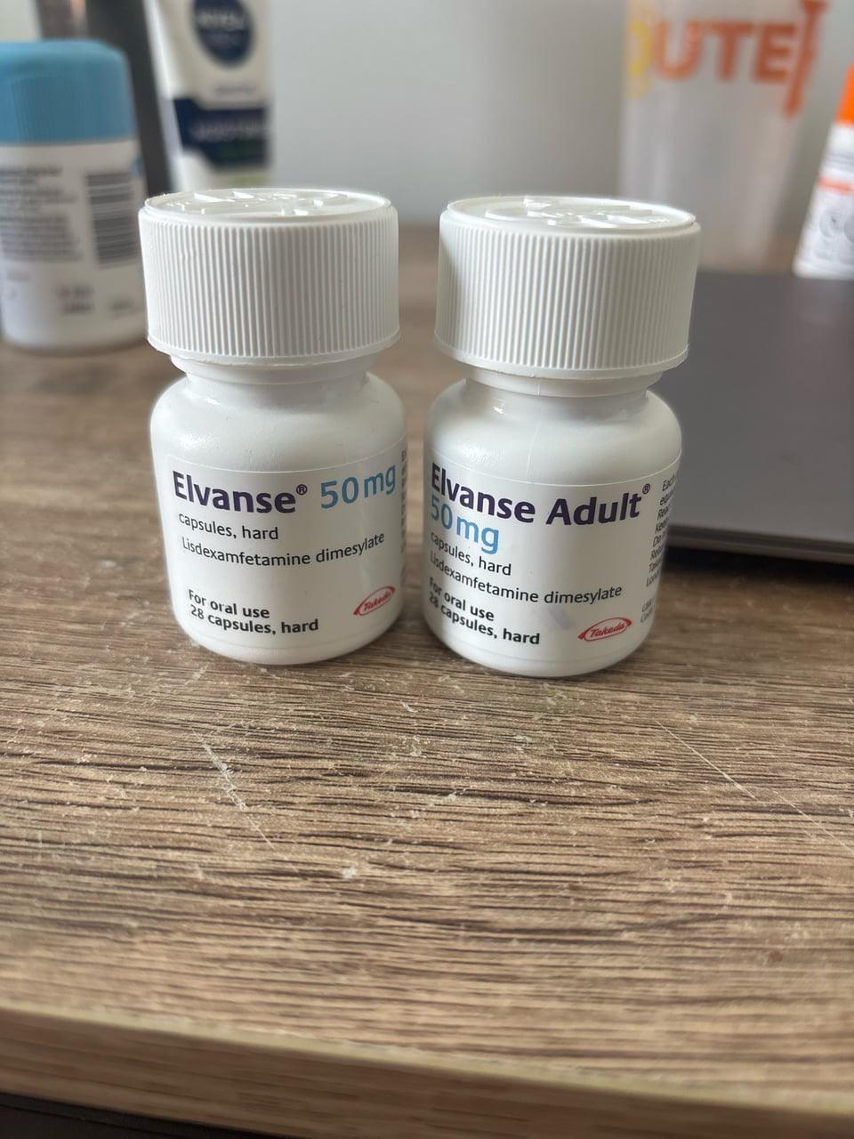 vyvanse-elvanse-70mg-online-sverige Blå och orange Vyvanse Elvanse 70mg kapslar i originalförpackning för leverans i Sverige.