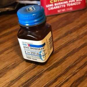 Vita Levorfanol Levo-Dromoran 2mg tabletter i originalförpackning för säker och diskret leverans i Sverige.