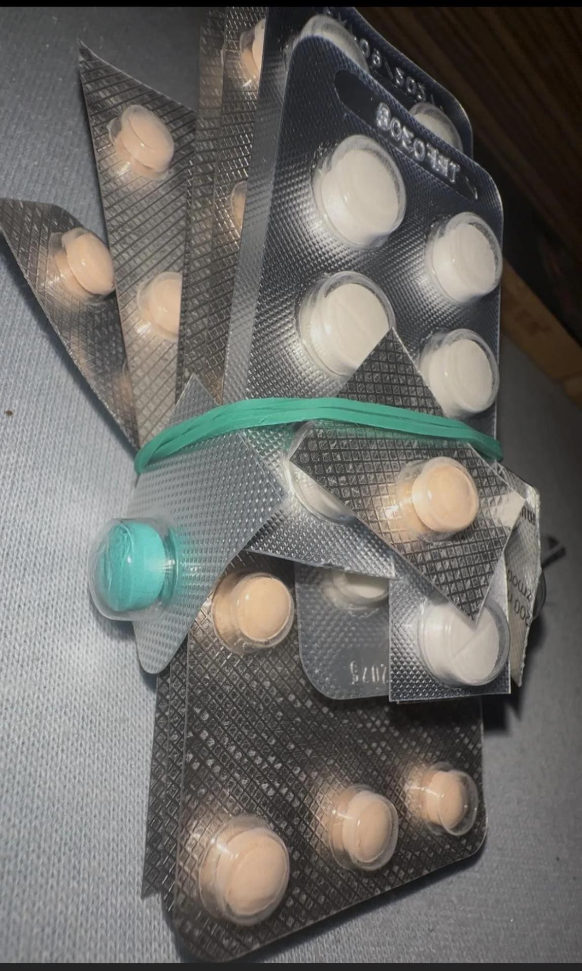 Dolcontin-Morfin-Apotek-Sverige Köpa Dolcontin Online - Morfin 100mg depåtabletter för smärtlindring.